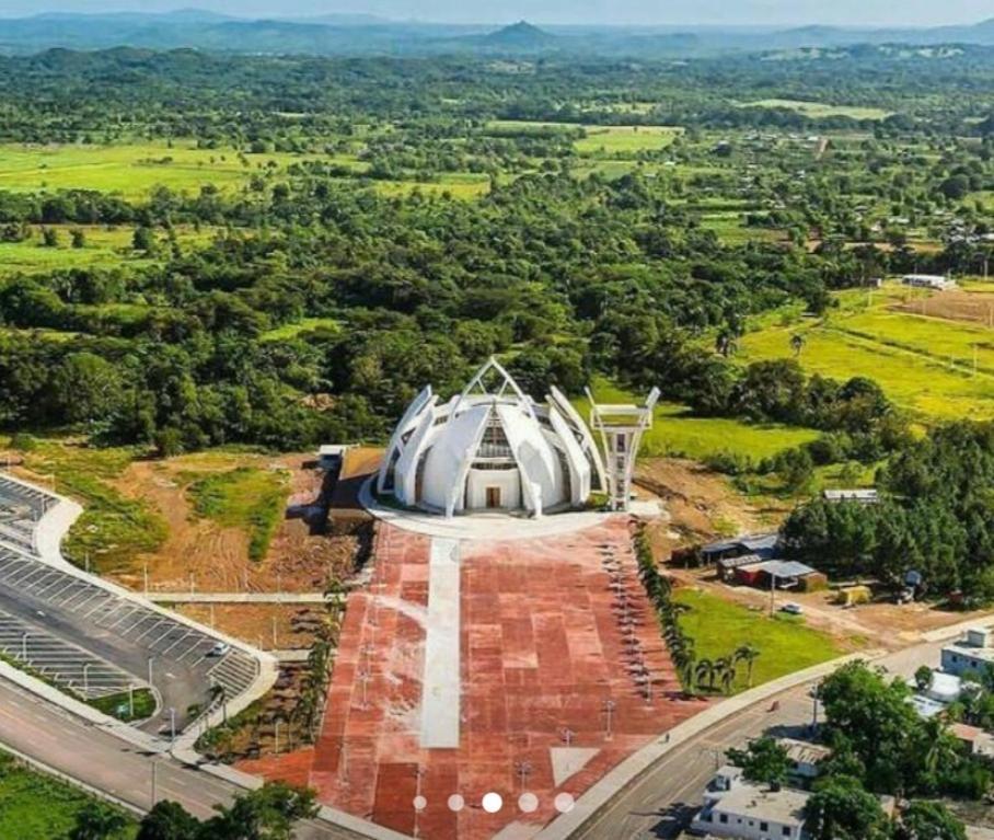 Casa Grande Lujosa Villa Bayaguana Exterior photo