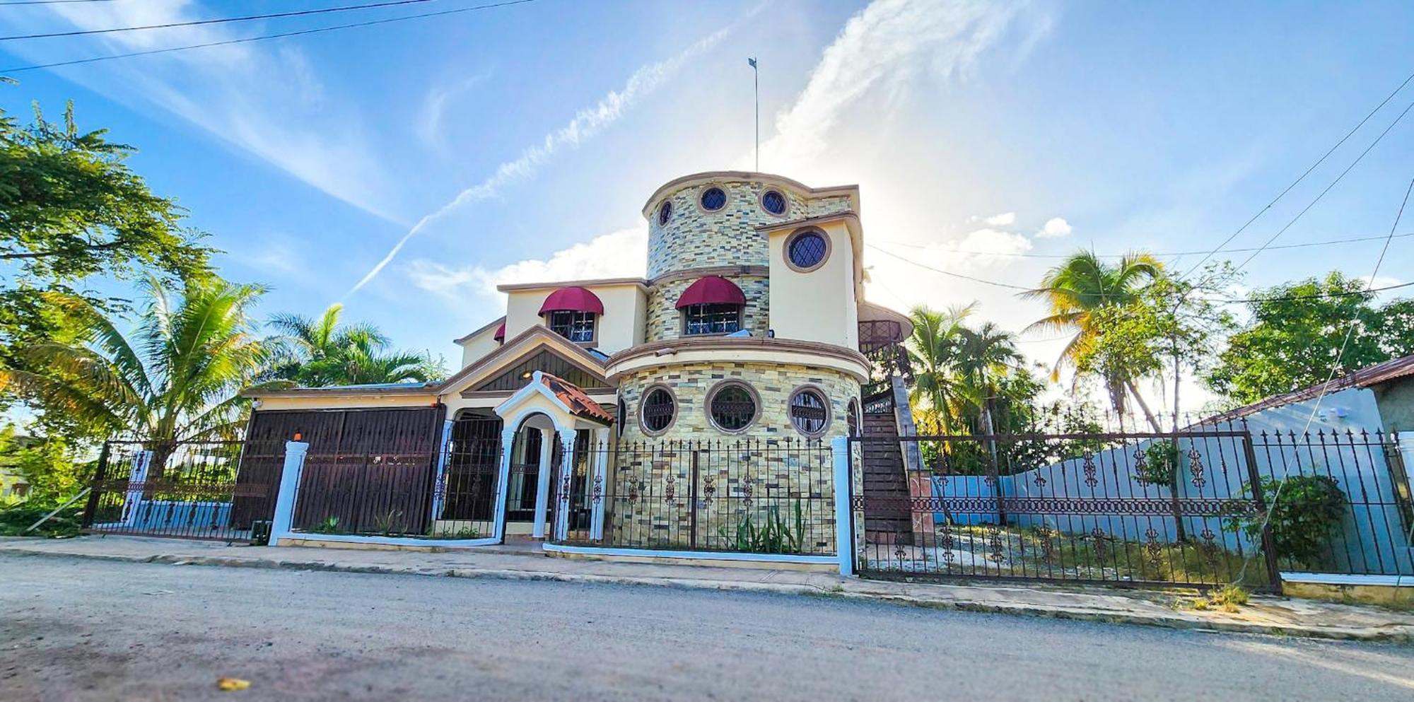 Casa Grande Lujosa Villa Bayaguana Exterior photo